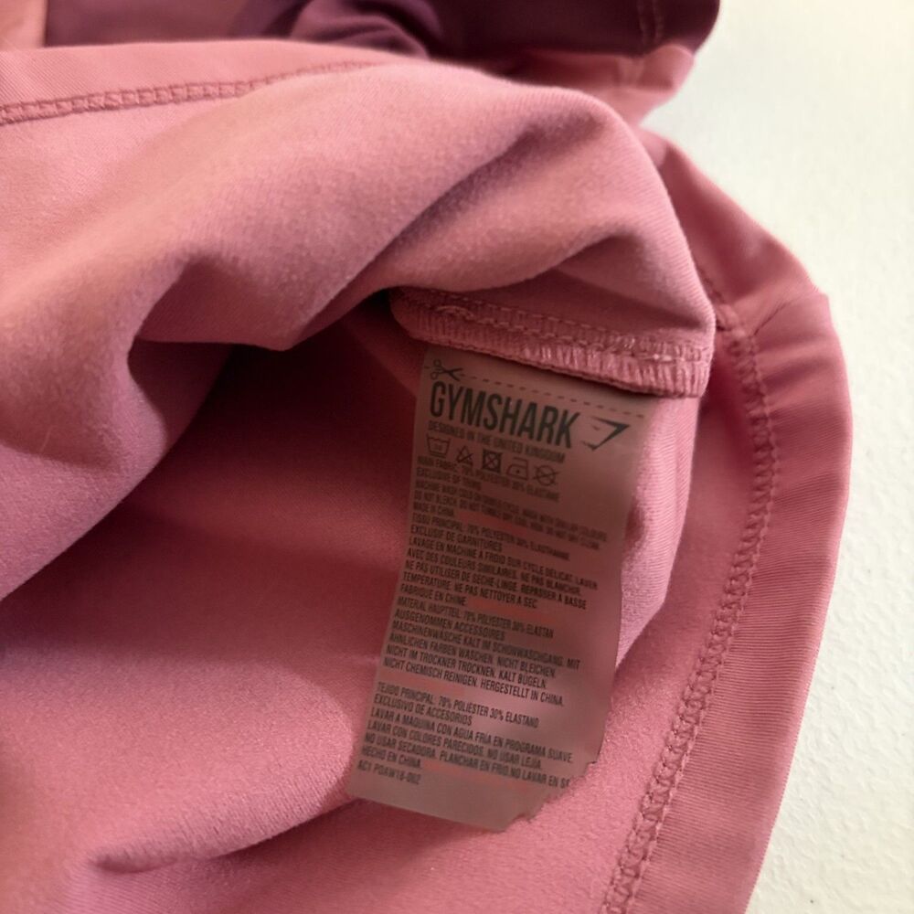 Gymshark T-Shirt Women's Small Pink Colorblock Cropped Athletic Crew Neck - Picture 8 of 9